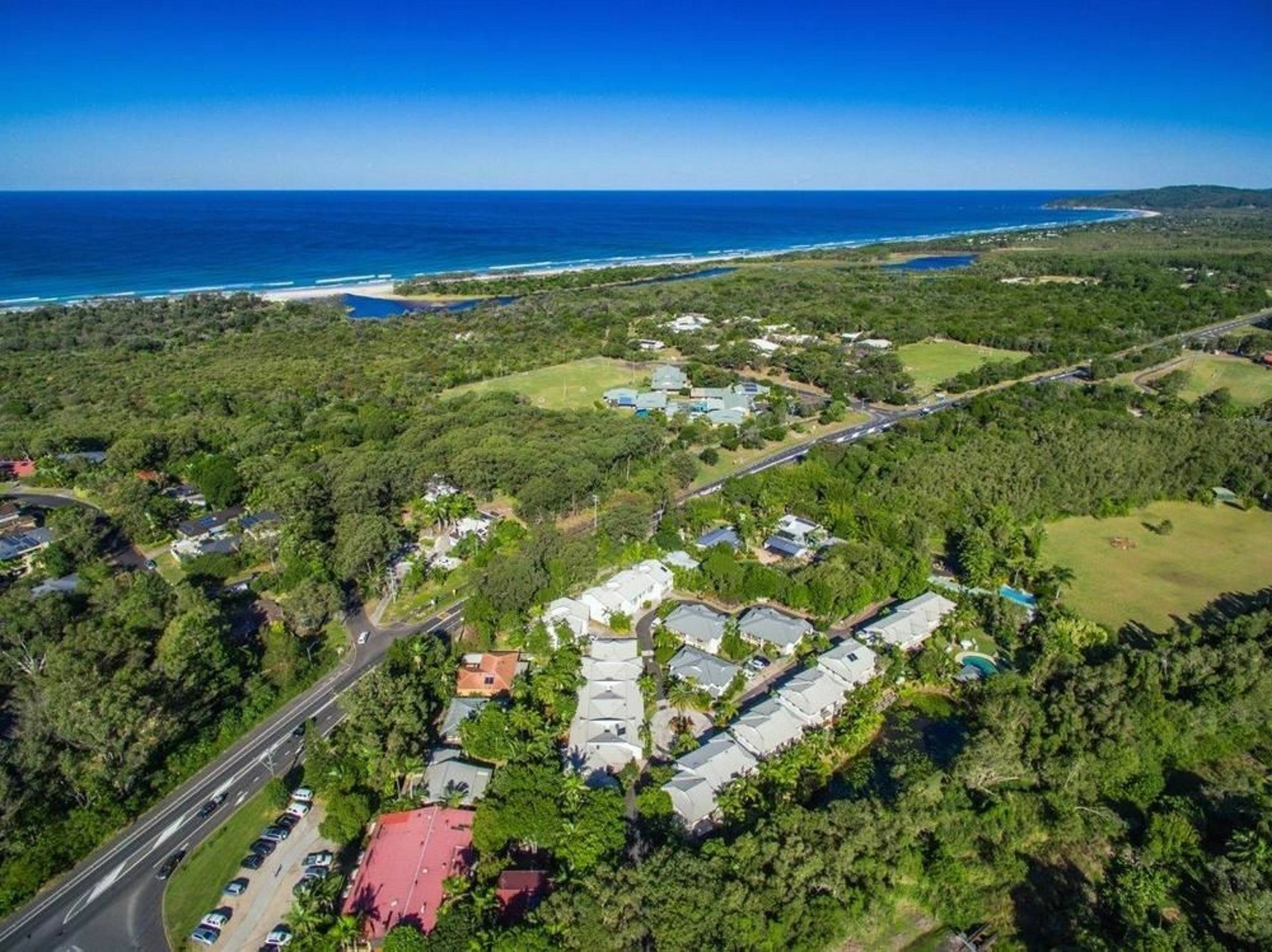 Byron Lakeside Holiday Apartments Byron Bay Exterior foto